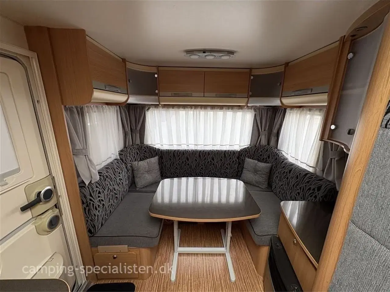 Billede 5 - 2010 - Adria Adora 472 LU   Adria Adora 472 LU 2010 - Se den nu hos Camping-Specialisten.dk