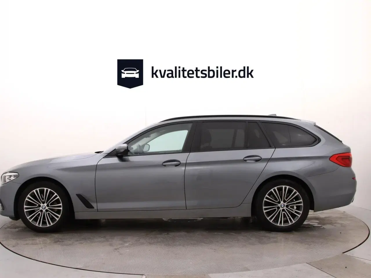 Billede 2 - BMW 530d 3,0 Touring aut.