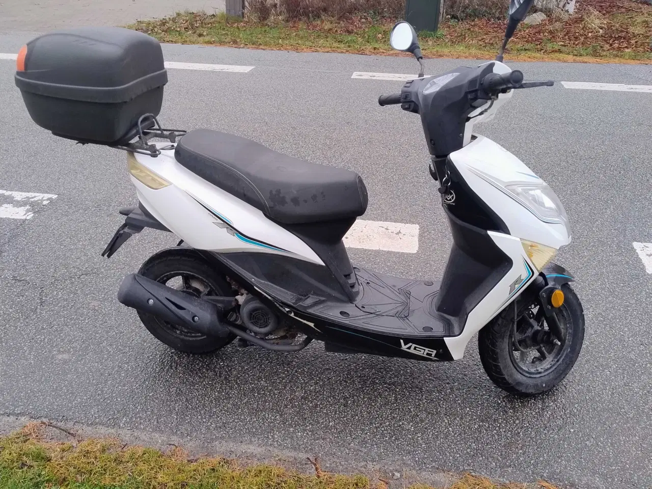 Billede 3 - VGA explore 30 knallert med stik 