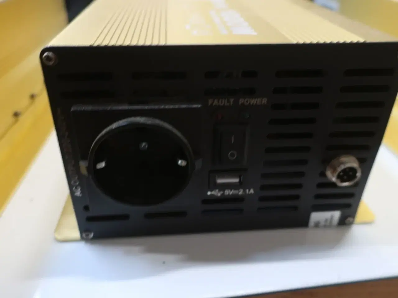 Billede 3 - Inverter GREEN ENERGY Pure Sine Wave DC/AC Power 1000W