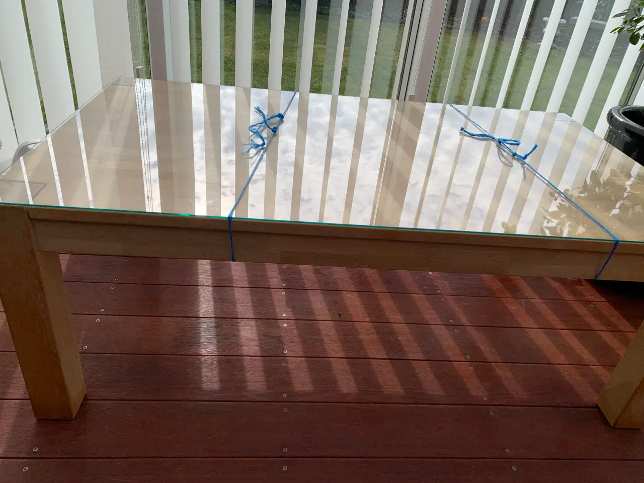 Billede 2 - Sofabord i massivt træ