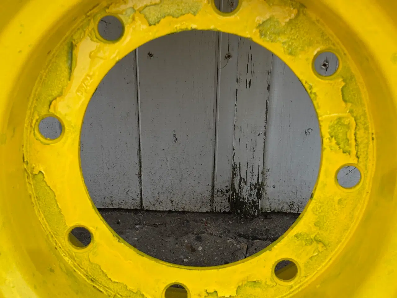 Billede 3 - Dæk 400/60 - 15.5 Nyt - med fælge 8 huls 