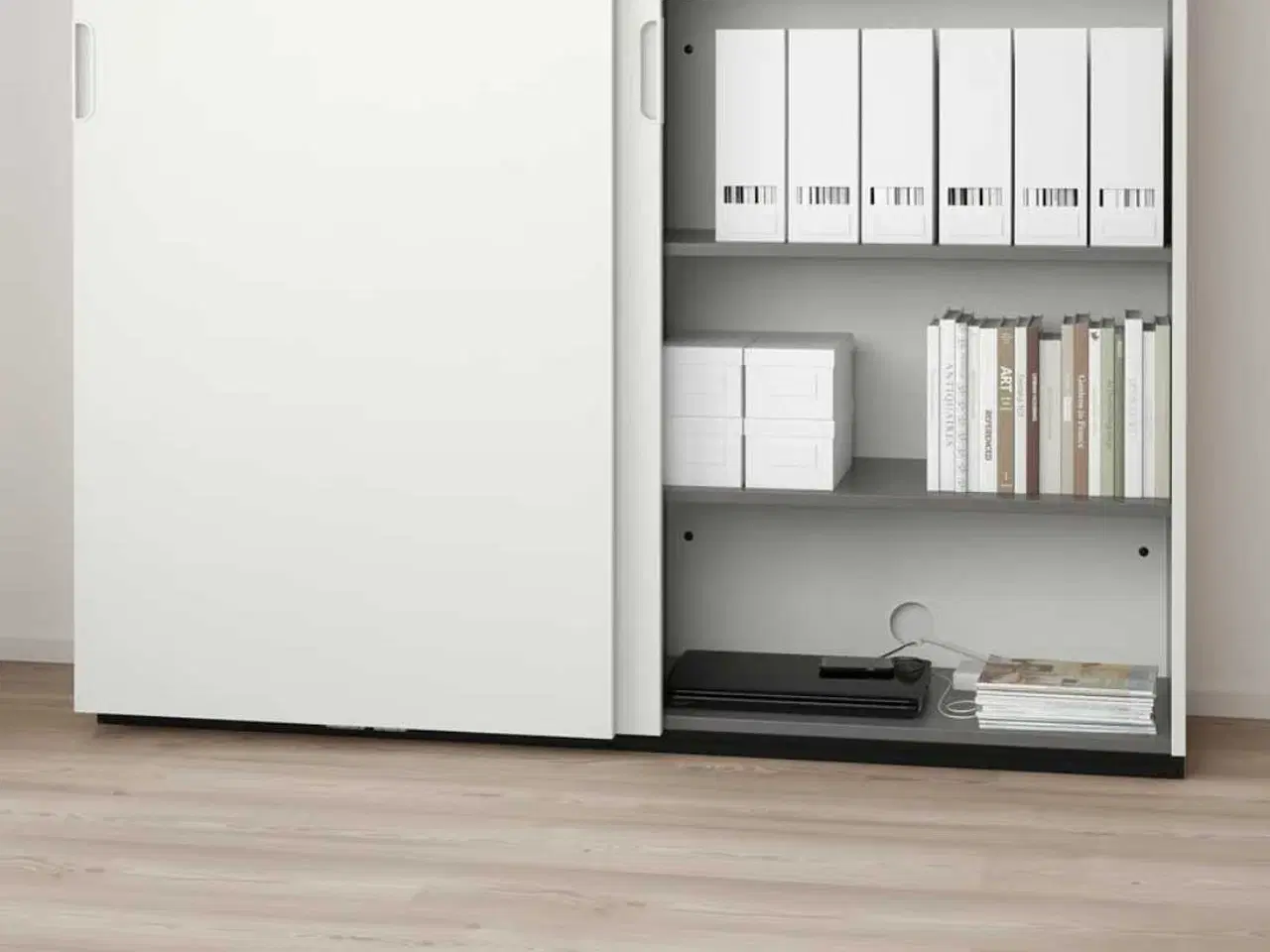 Billede 1 - Skab med skydelåger til kontor