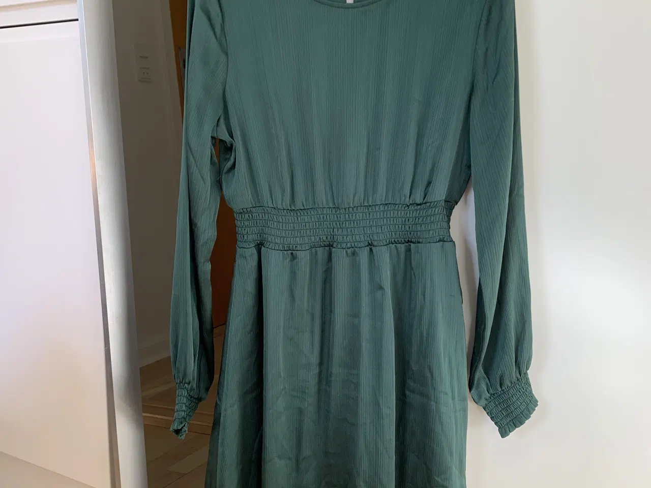 Billede 1 - Grøn fin kjole