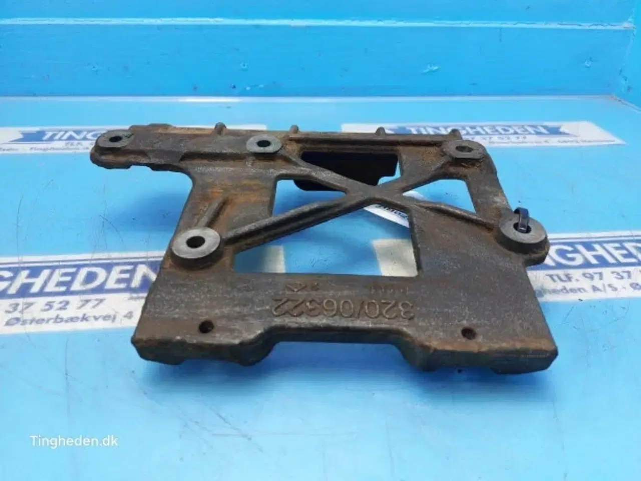 Billede 9 - JCB 531-70 EGR Køler Beslag 320/06322