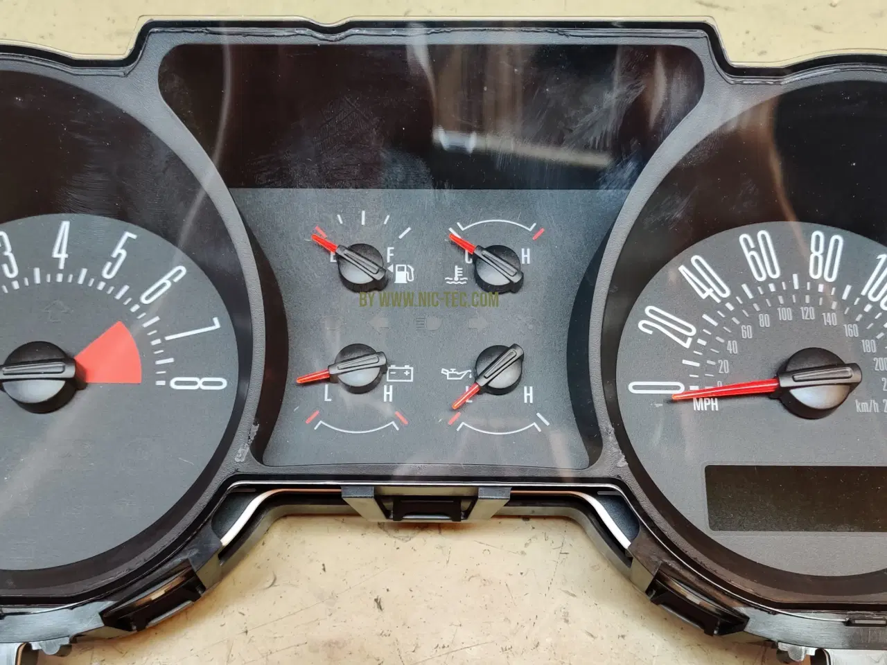 Billede 1 - Reparation af speedometer og kombi-instrument til FORD Mustang 2005-2009