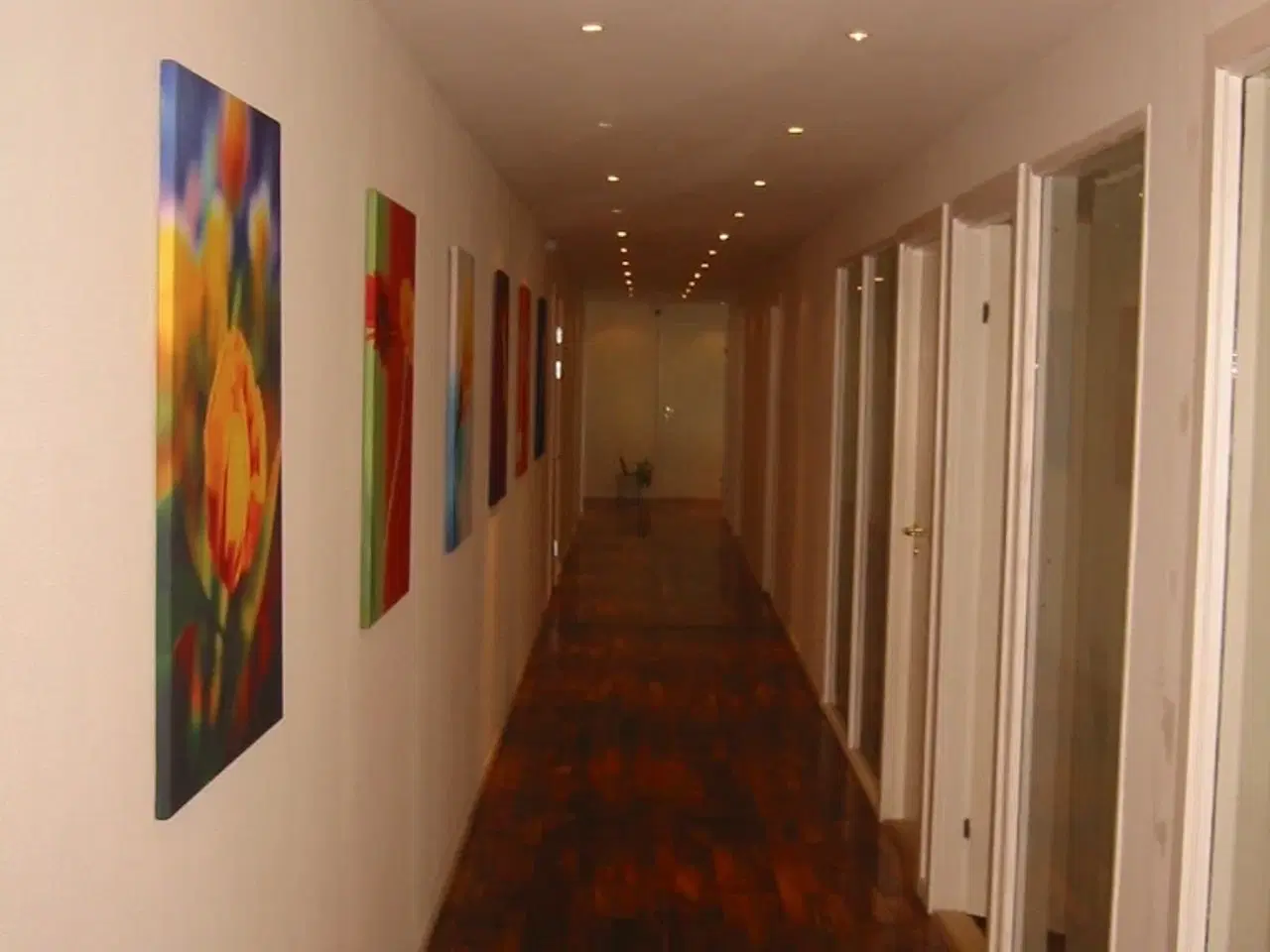 Billede 22 - Fantastiske lagerlokaler m. rulleport