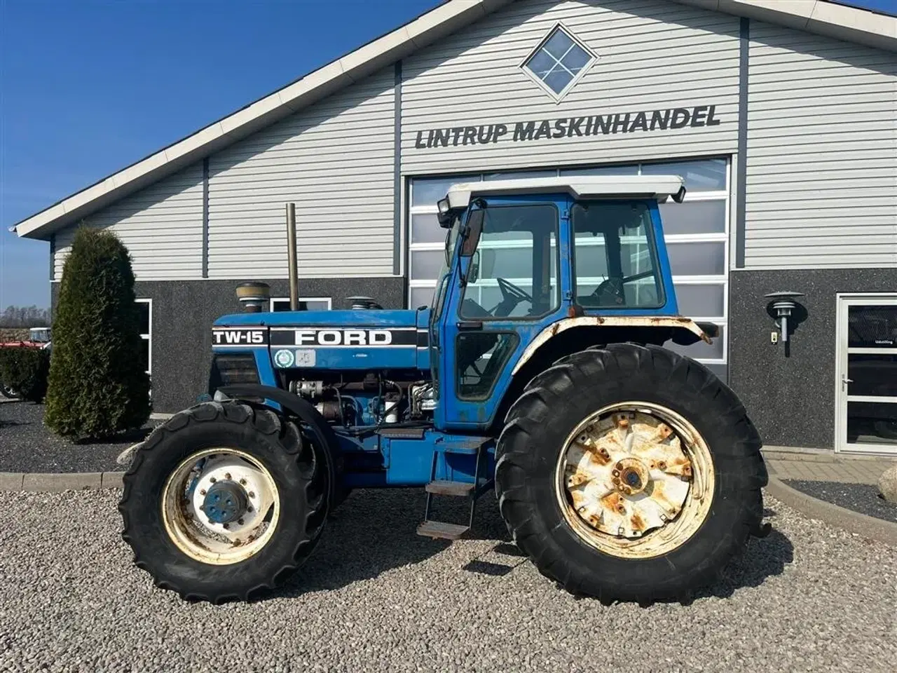 Billede 10 - Ford TW 15 F II med HEVA opklappelig frontlift