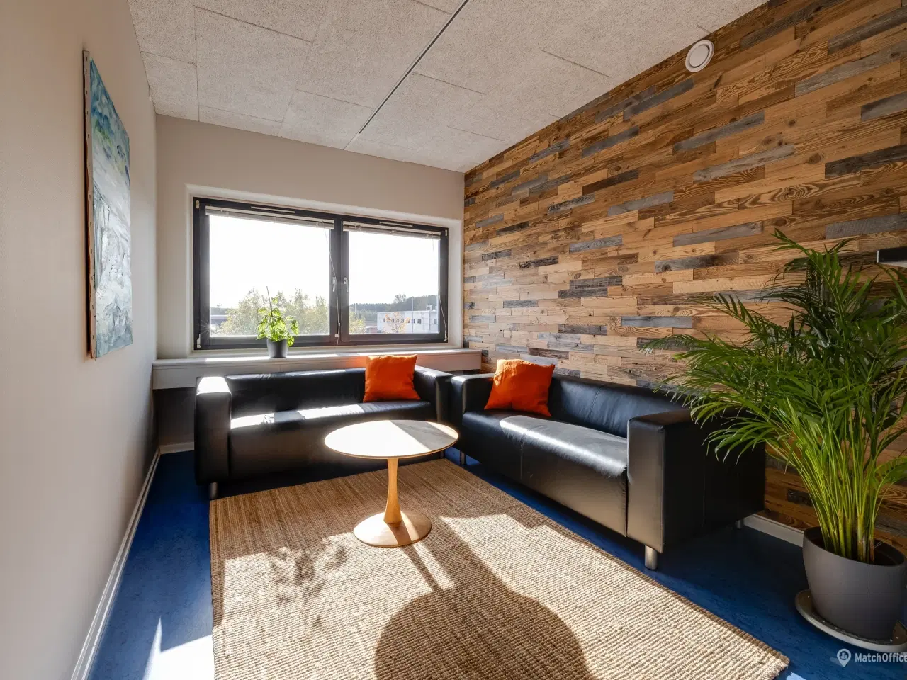 Billede 5 - Kontorhotel med gode fælles faciliteter på Tørringvej 7. 2610 Rødovre. Egne aflukkede kontorer med udsyn til fællesområder.