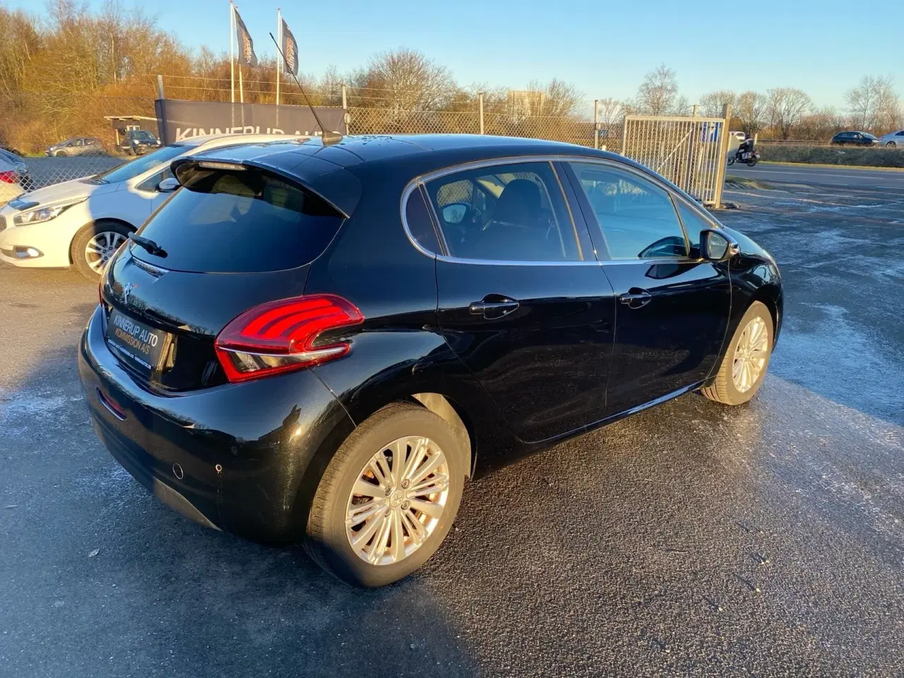 Billede 4 - Peugeot 208 1,6 BlueHDi Desire Sky 100HK 5d