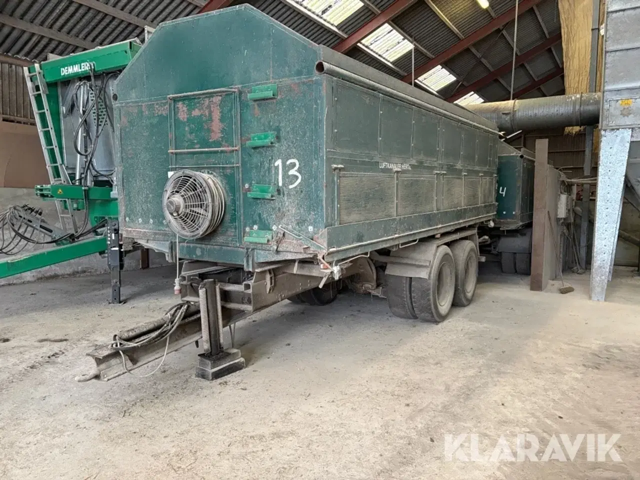 Billede 1 - Kornvogn forvogn og kærrer