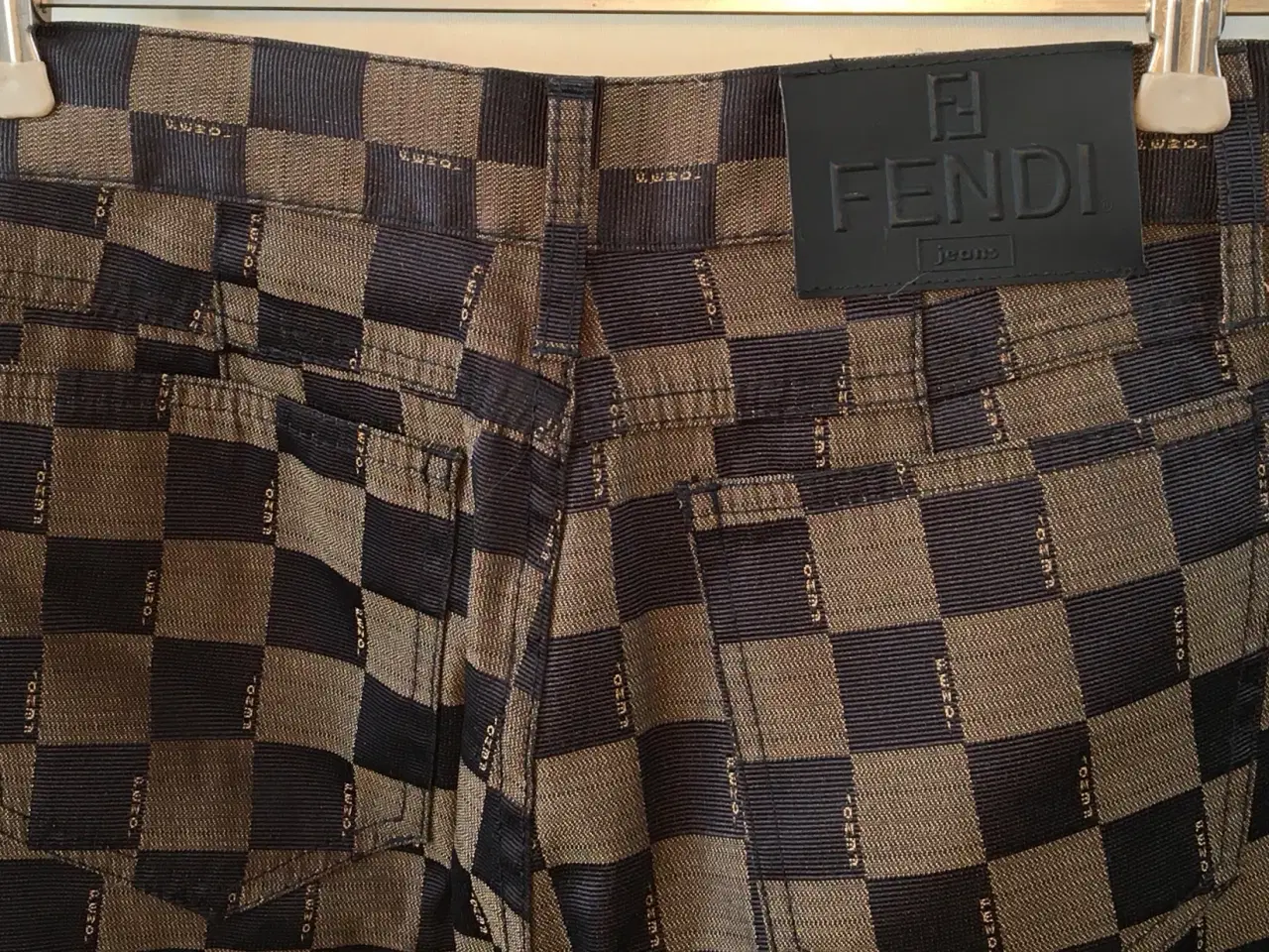 Billede 5 - Fendi, bukser, str 38