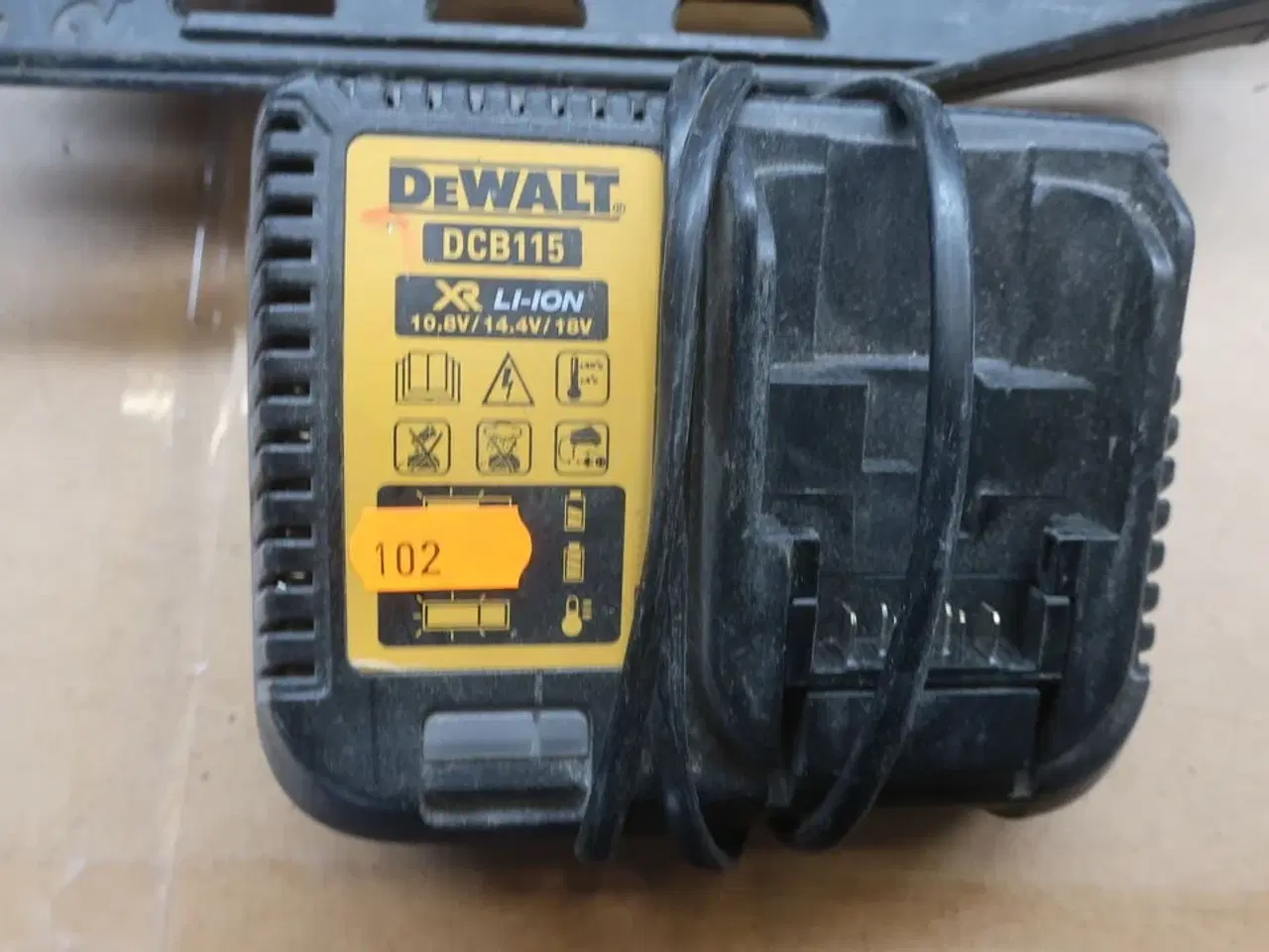 Billede 5 - Sømpistol DEWALT DCN660