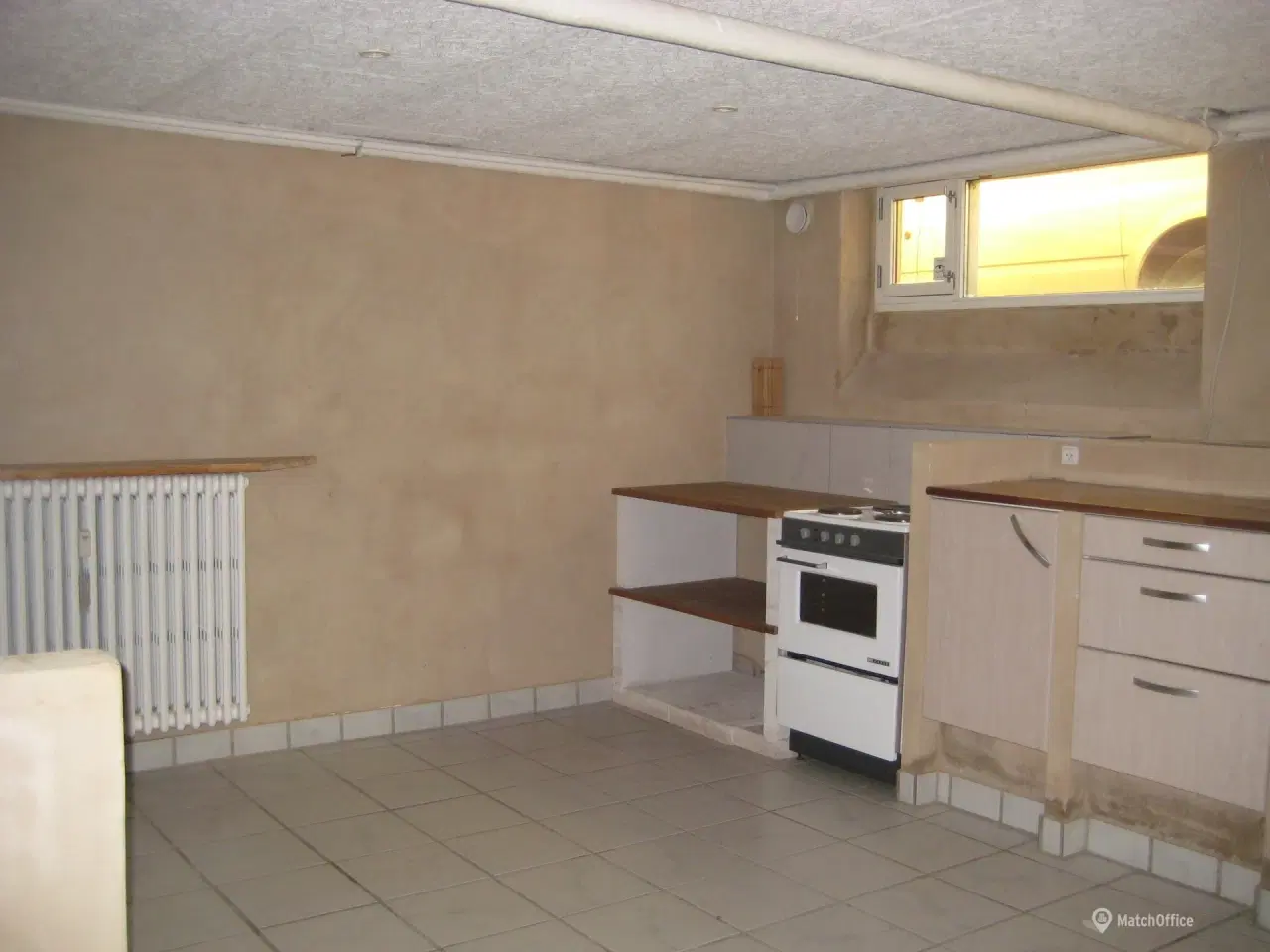 Billede 7 - Kælderlokaler til leje i høj kælder.