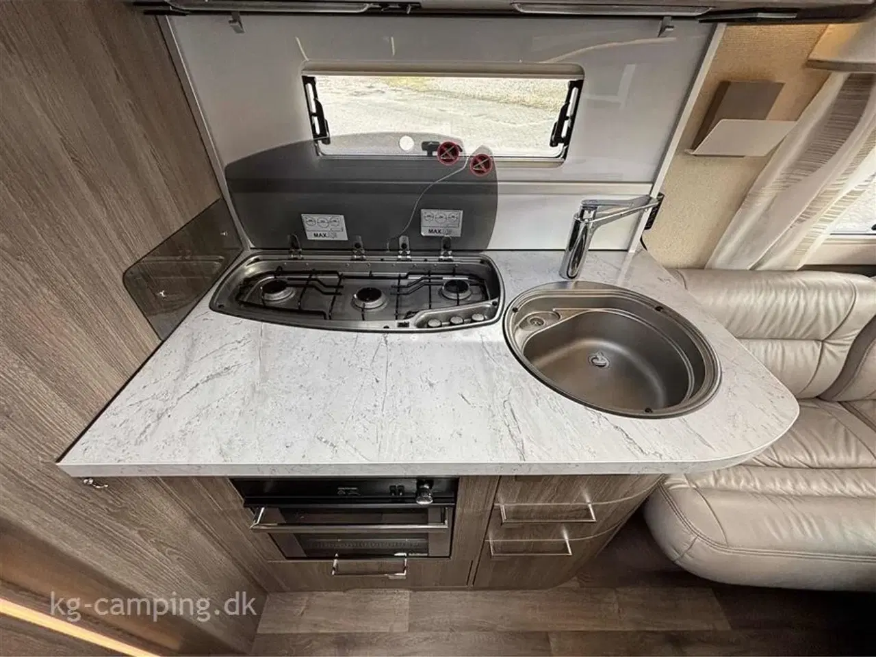 Billede 9 - 2020 - Kabe Royal 560 GLE KS B2   Nordisk kvalitet, Enkeltsenge og det helt rigtige udstyr!