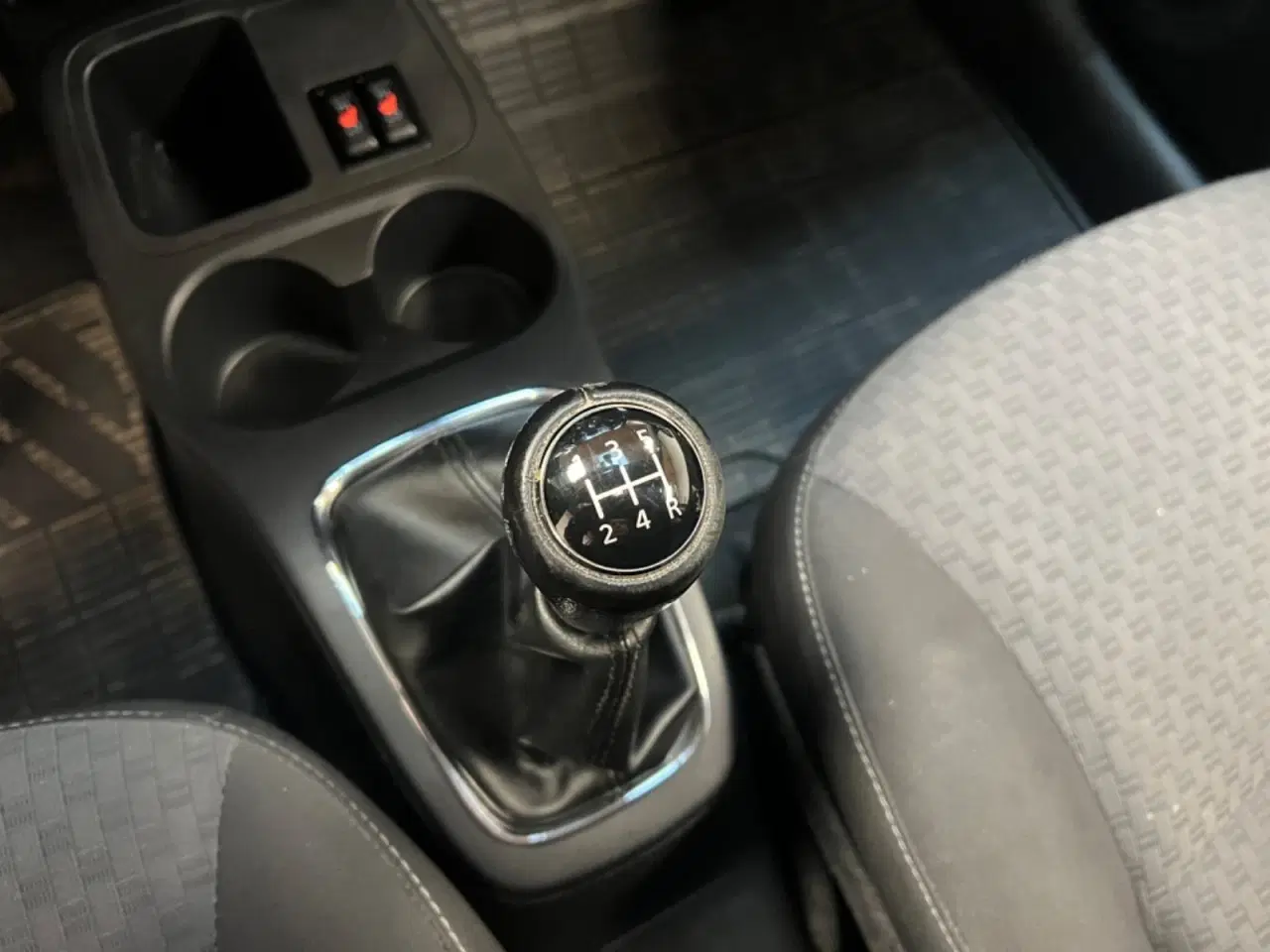 Billede 11 - Mitsubishi Space Star 1,2 Inlead