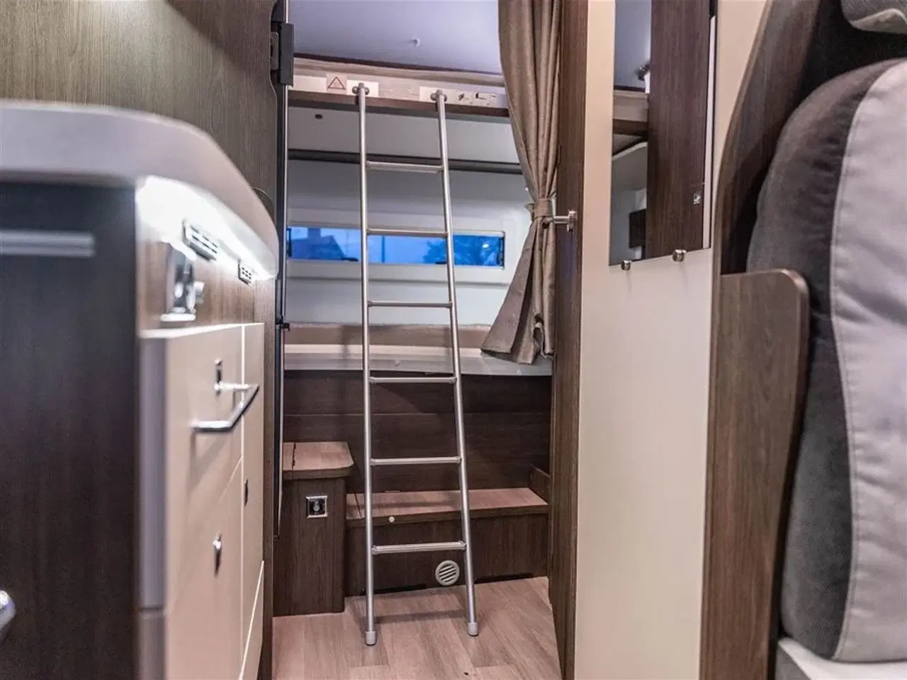 Billede 27 - 2022 - Benimar Sport 340