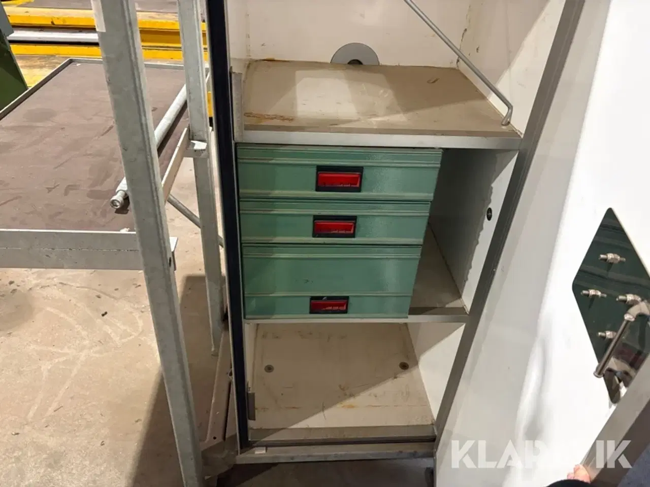 Billede 9 - Arbejds skab med bord Hymaco Cranes