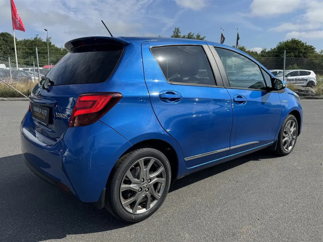 Billede 4 - Toyota Yaris 1,5 Hybrid H2 Style E-CVT 100HK 5d Trinl. Gear