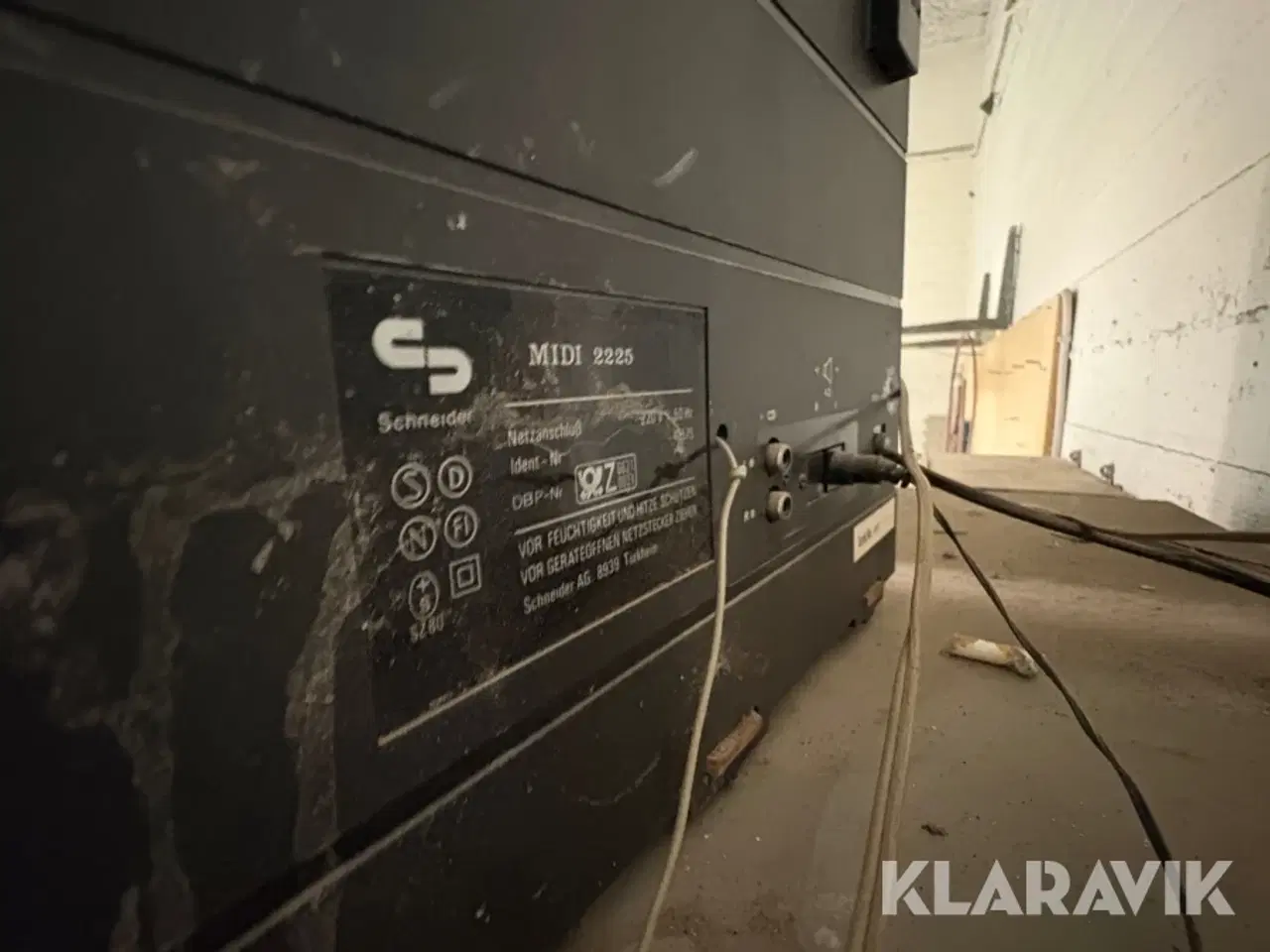 Billede 9 - Garderobeskab og stereoanlæg