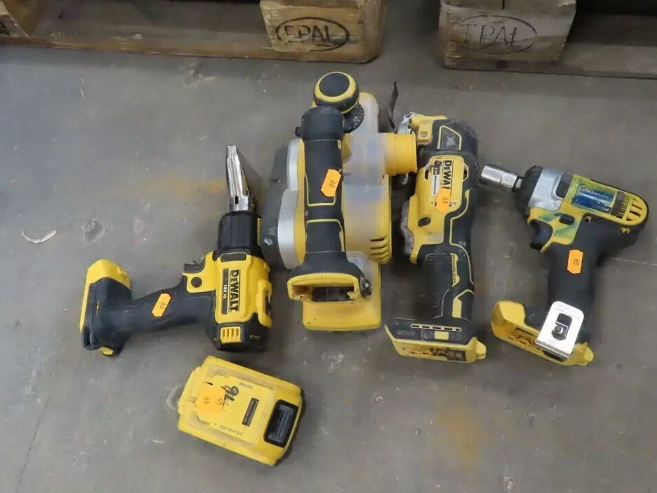 Billede 1 - 4 stk. Akku-værktøj DEWALT