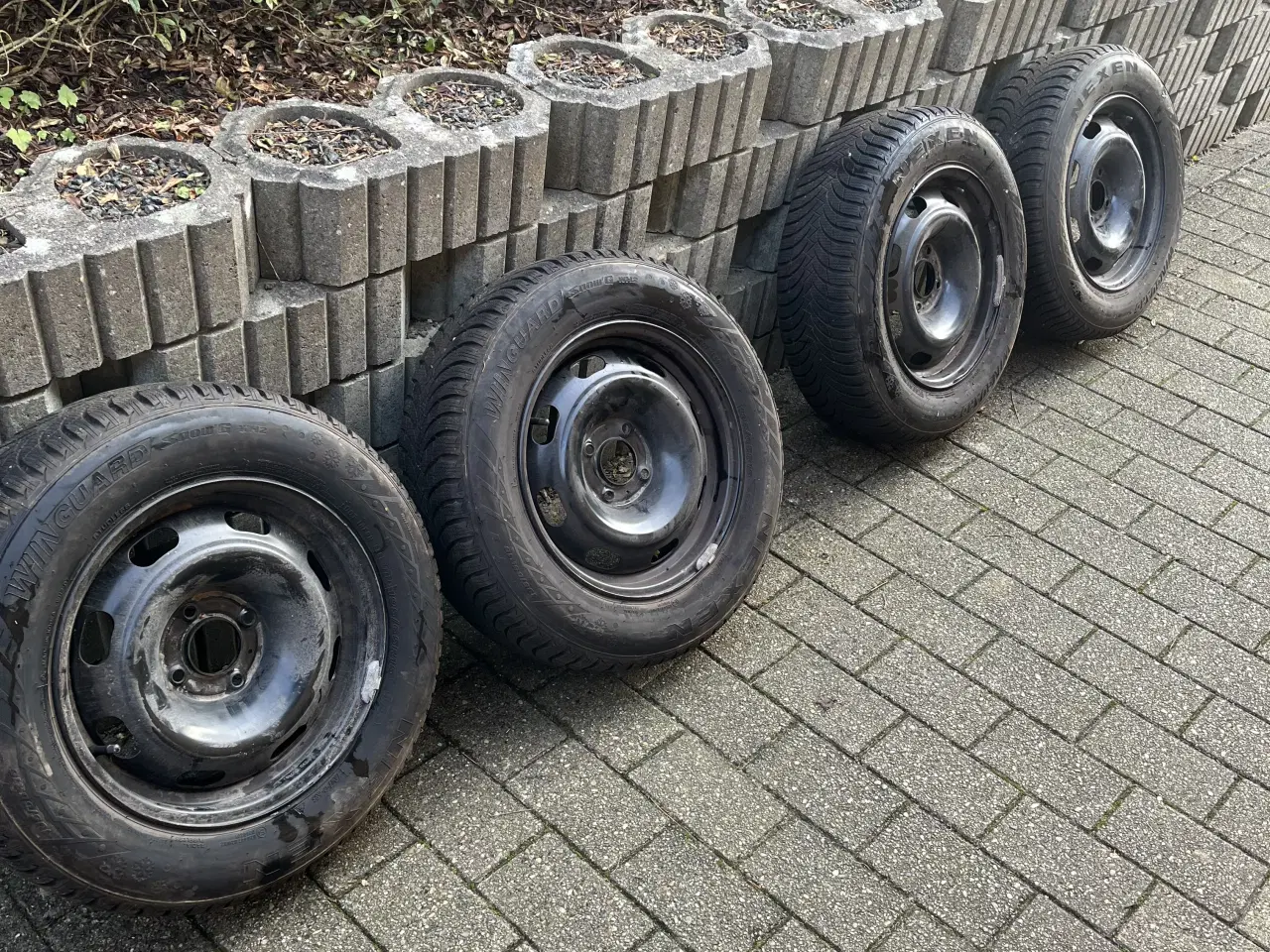 Billede 1 - Vinterdæk på stålfælge