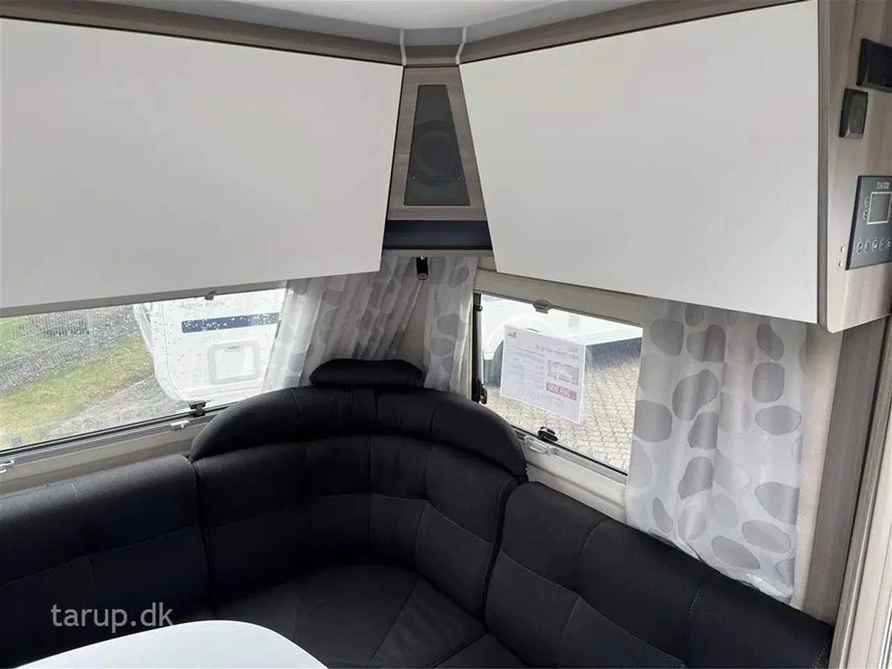 Billede 9 - 2022 - Kabe Estate 600 XL KS   Cykelstativ, Mestic klimaanlæg, rundsiddegruppe, ALDE centralvarme, vandbåren gulvvarme, stort køle/ frys, alufælge, glatte sider, fransk dobbeltseng