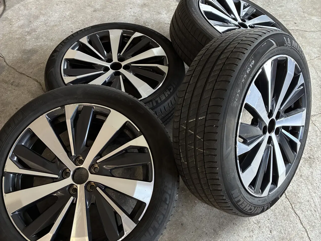 Billede 1 - Peugeot Alufælge 19”