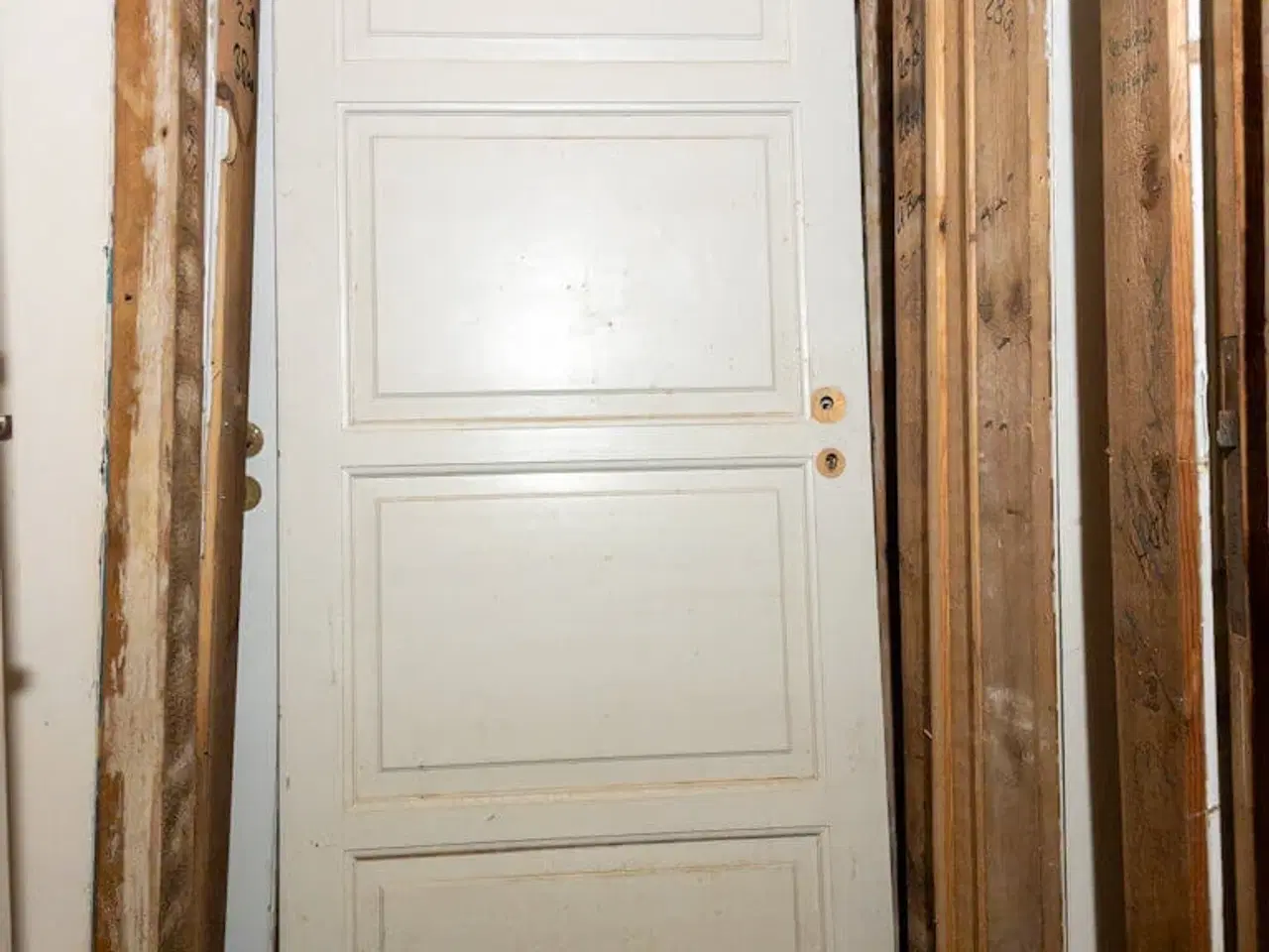 Billede 1 - Smalt dørblad m. fire fyldninger