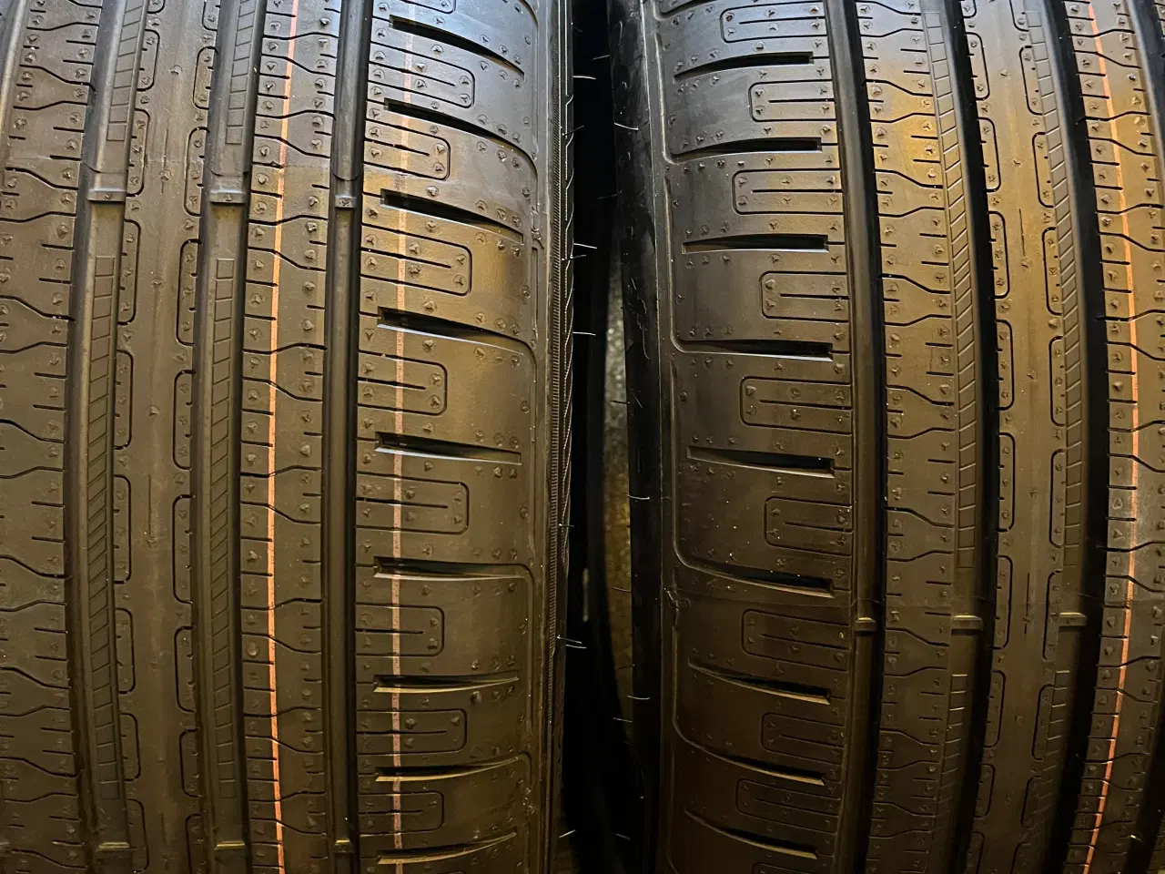 Billede 1 - Sommerdæk. 215-50-19. Goodyear.