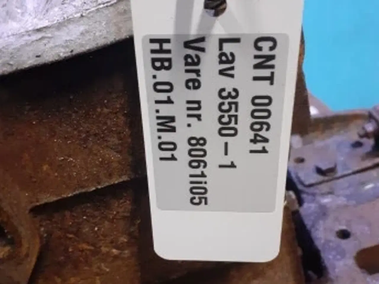 Billede 4 - Iveco 8061I05 Brandskadet