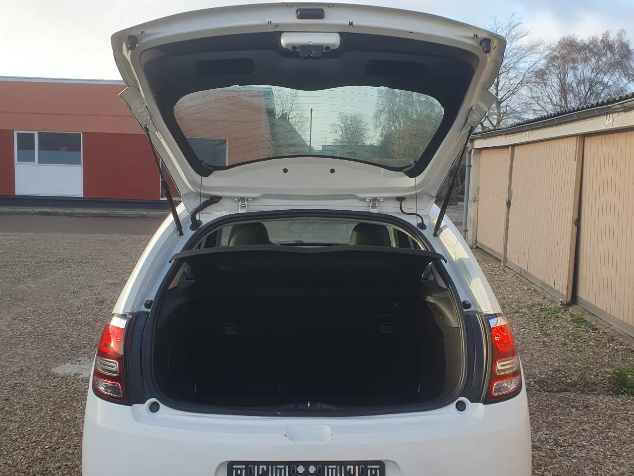 Billede 3 - Citroën c3 1,0 benzin træk 245000 2014