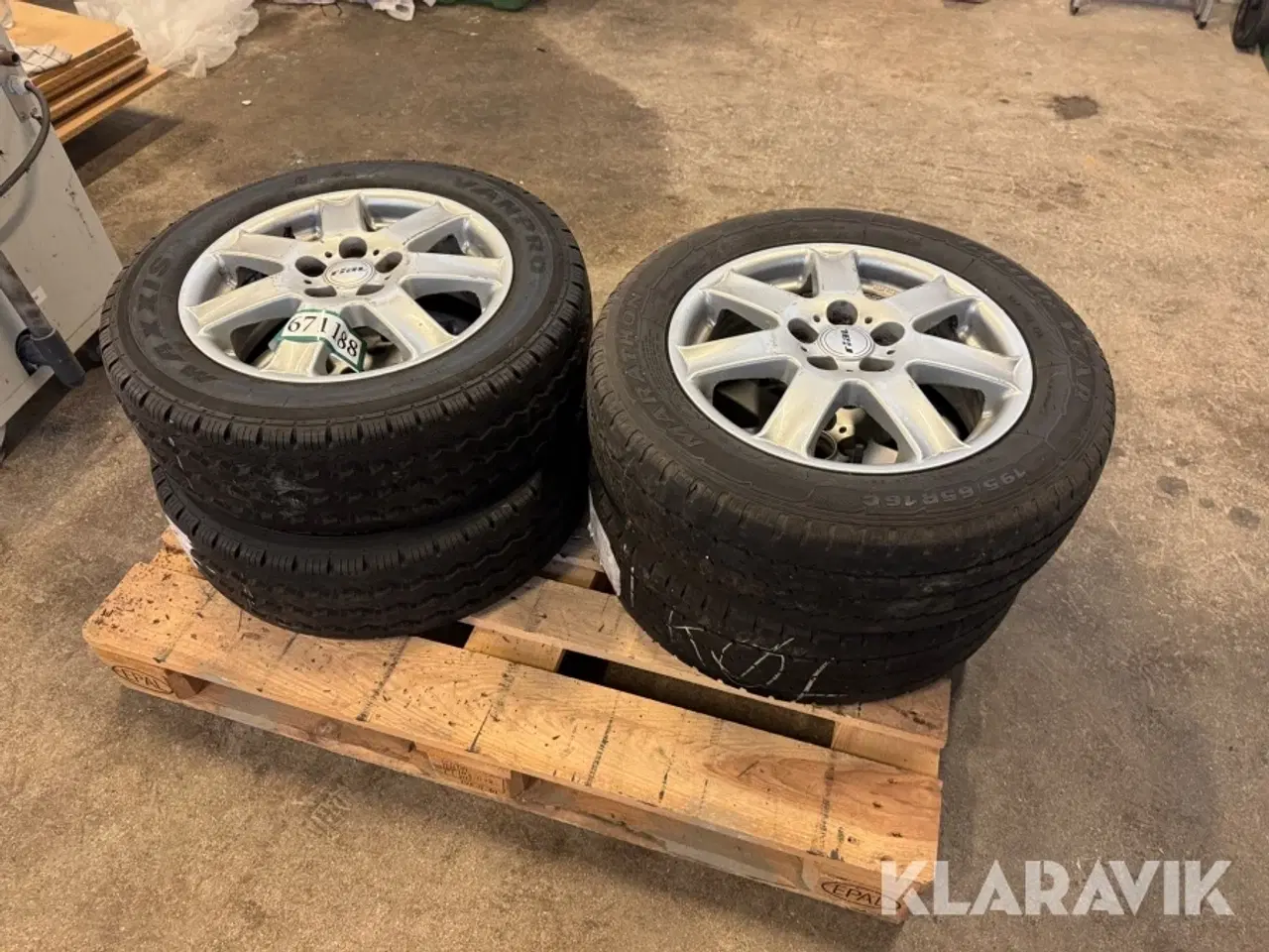 Billede 1 - Dæk Vanpro-Good year Maxxis