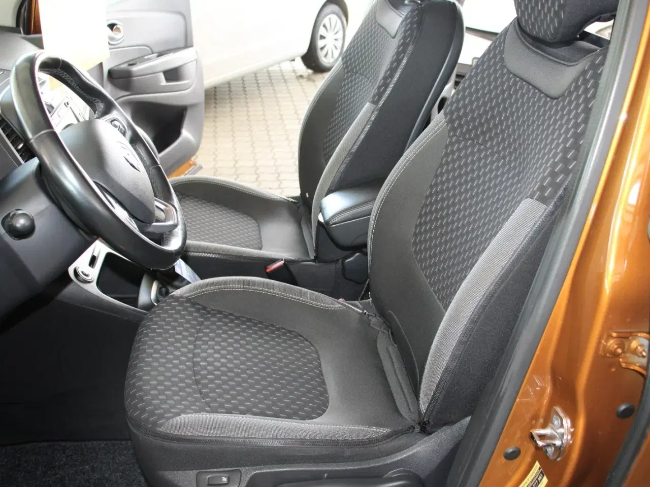 Billede 10 - Renault Captur 1,5 dCi 90 Intens EDC