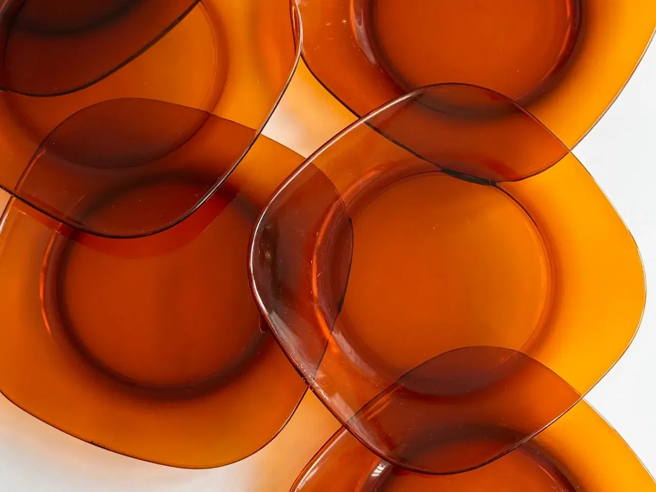 Billede 4 - Firkantede tallerkner, 6 stk samlet