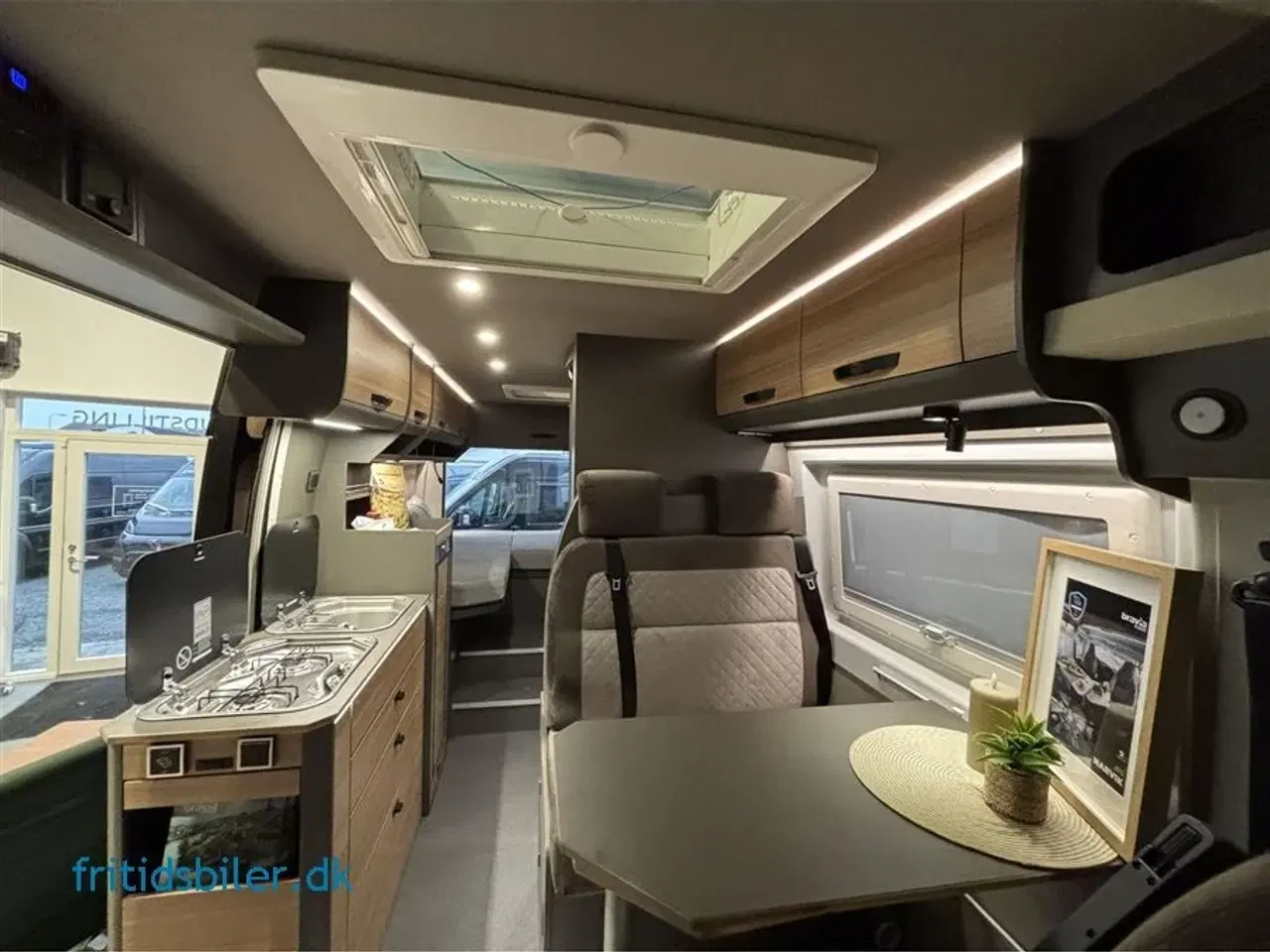 Billede 11 - 2026 - Bravia 636 180 Hk   Ny Bravia 636 – Perfekt sammensat med Antares-interiør og 180 Hk, automatgear