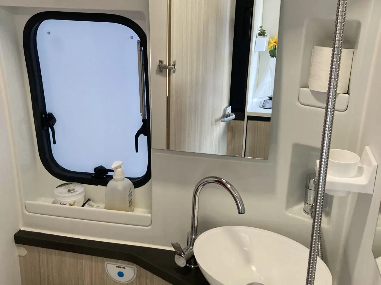 Billede 3 - ADRIA autocamper VAN