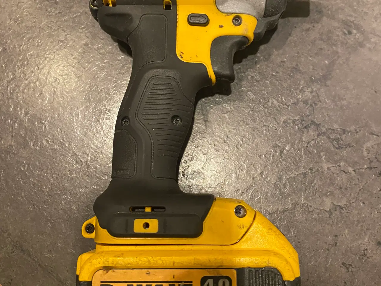 Billede 4 - DeWalt slagnøgle i god stand . Det er uden batteri