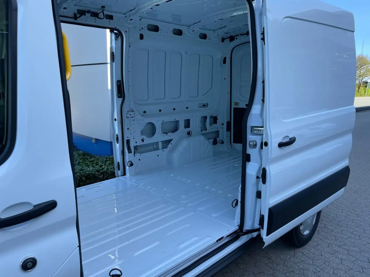 Billede 8 - Ford Transit 350 L3 Van 2,0 EcoBlue Trend H2 FWD