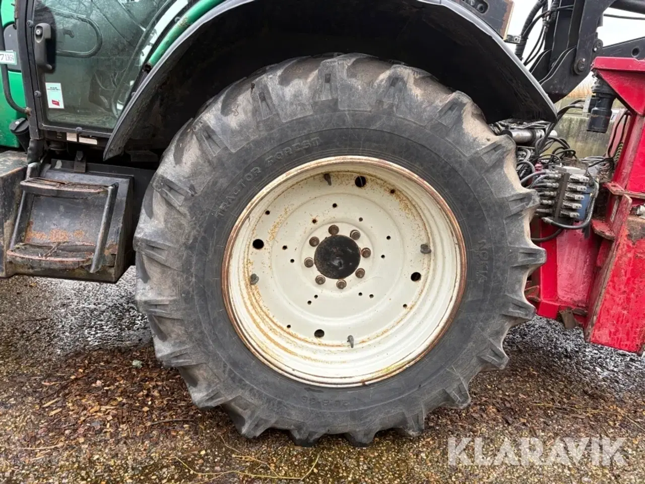 Billede 7 - Traktor Valtra T191LS med flishugger, kran og vogn