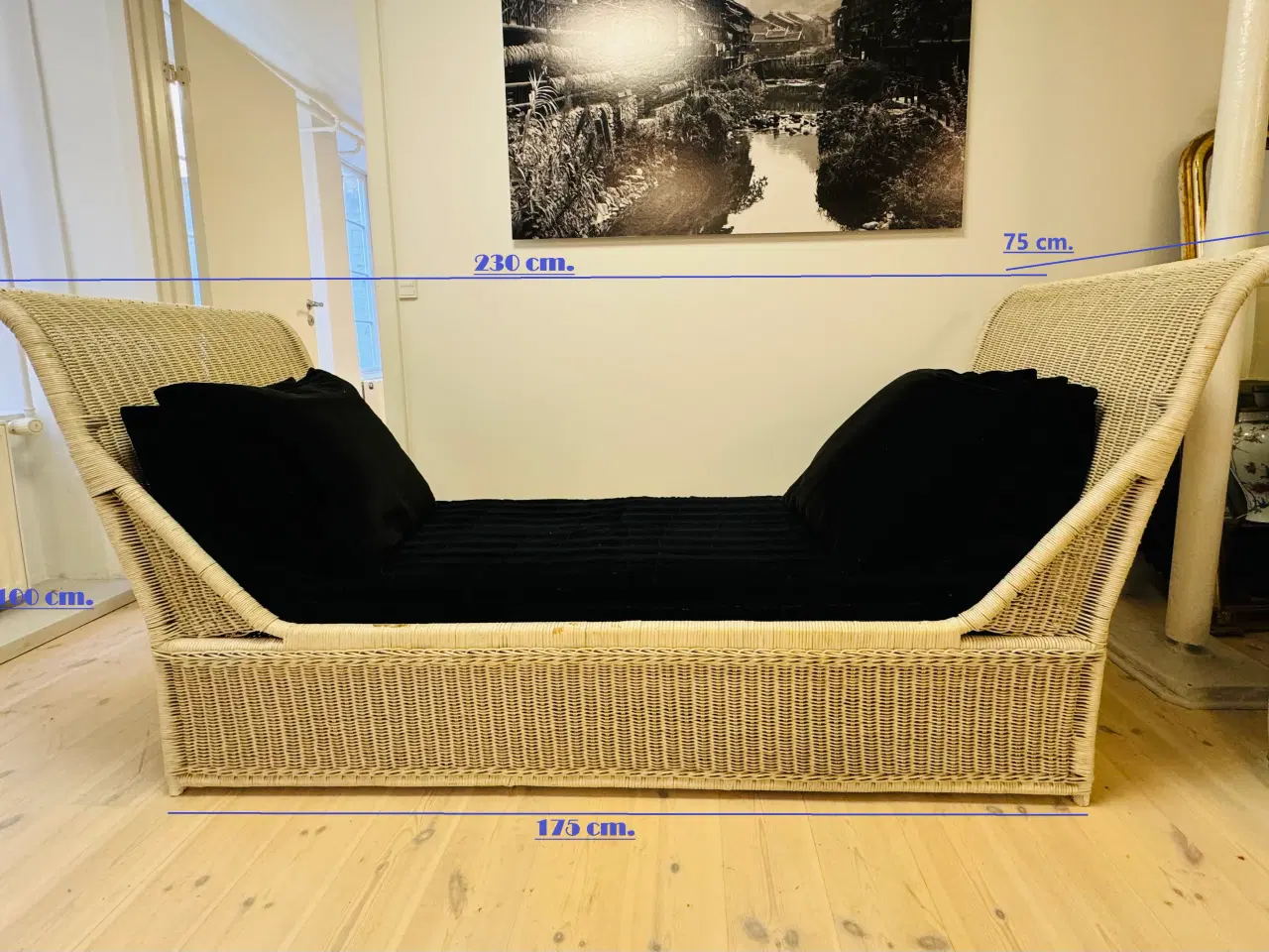 Billede 1 - "Smuk daybed i hvid flet"