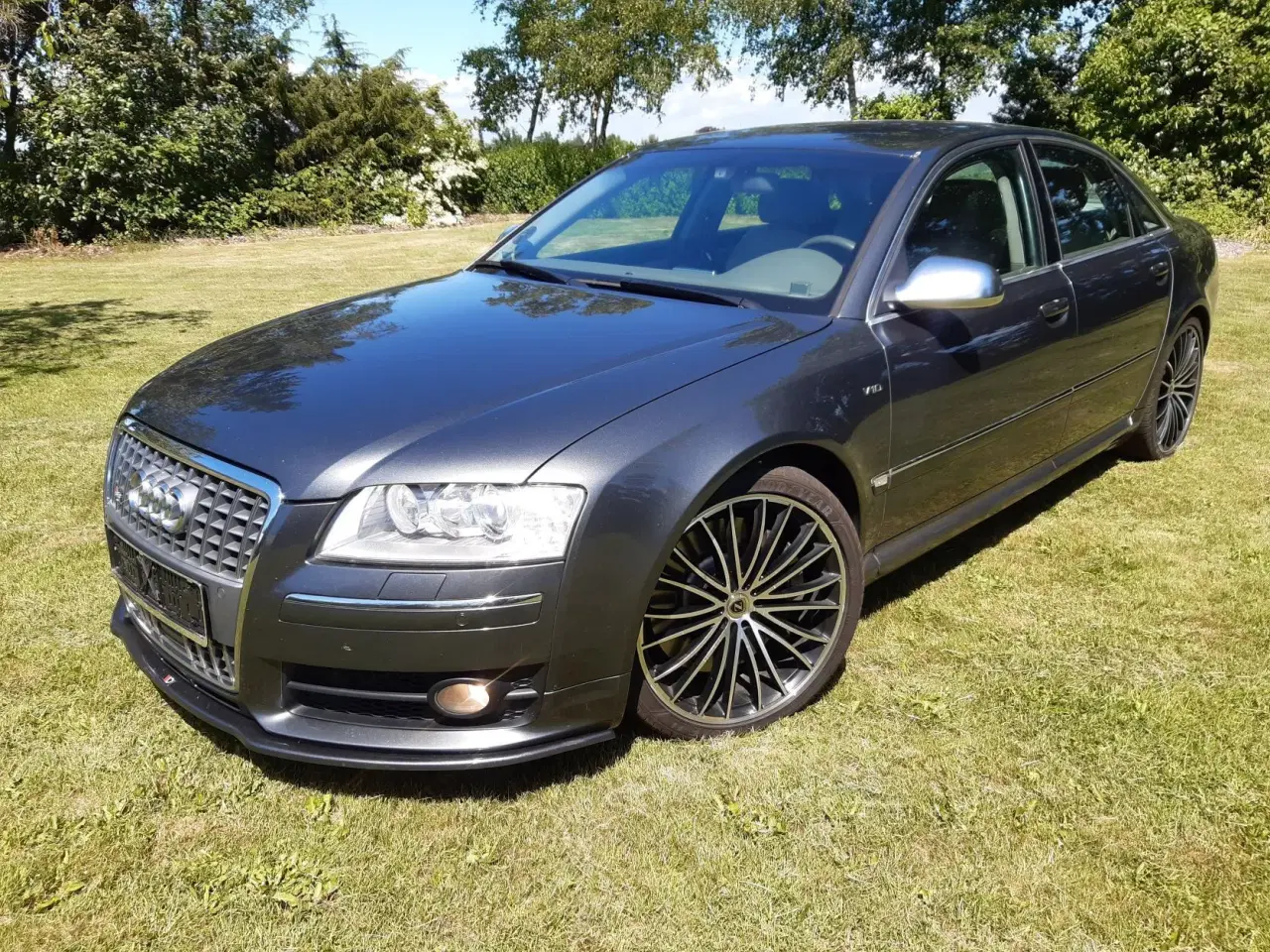 Billede 1 - AUDI S8 V10