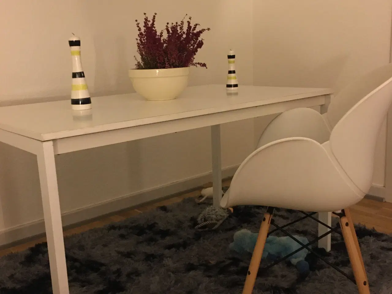 Billede 1 - Fint Spisebord brugt god