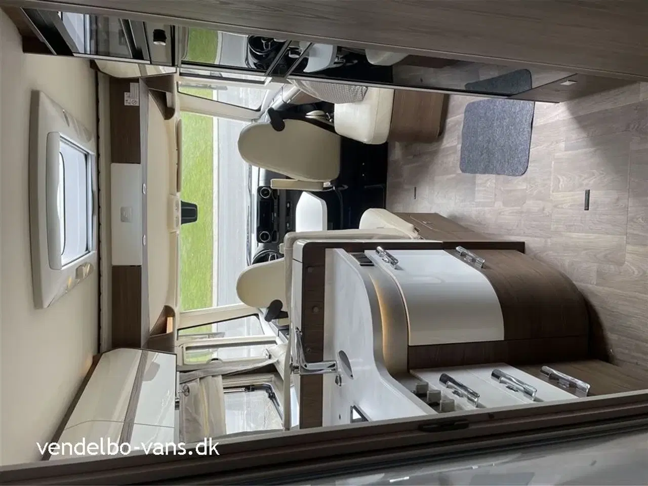 Billede 12 - 2021 - Hymer Masterline BML I890   Oplev Europa fra kongelogen