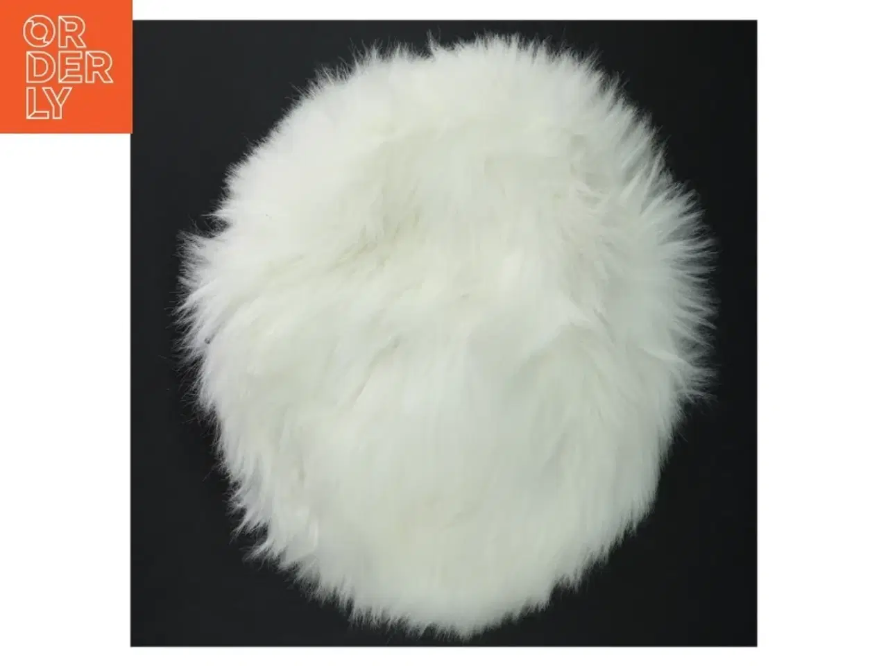 Billede 3 - Hvid pels hat (str. Ø. 30 cm)