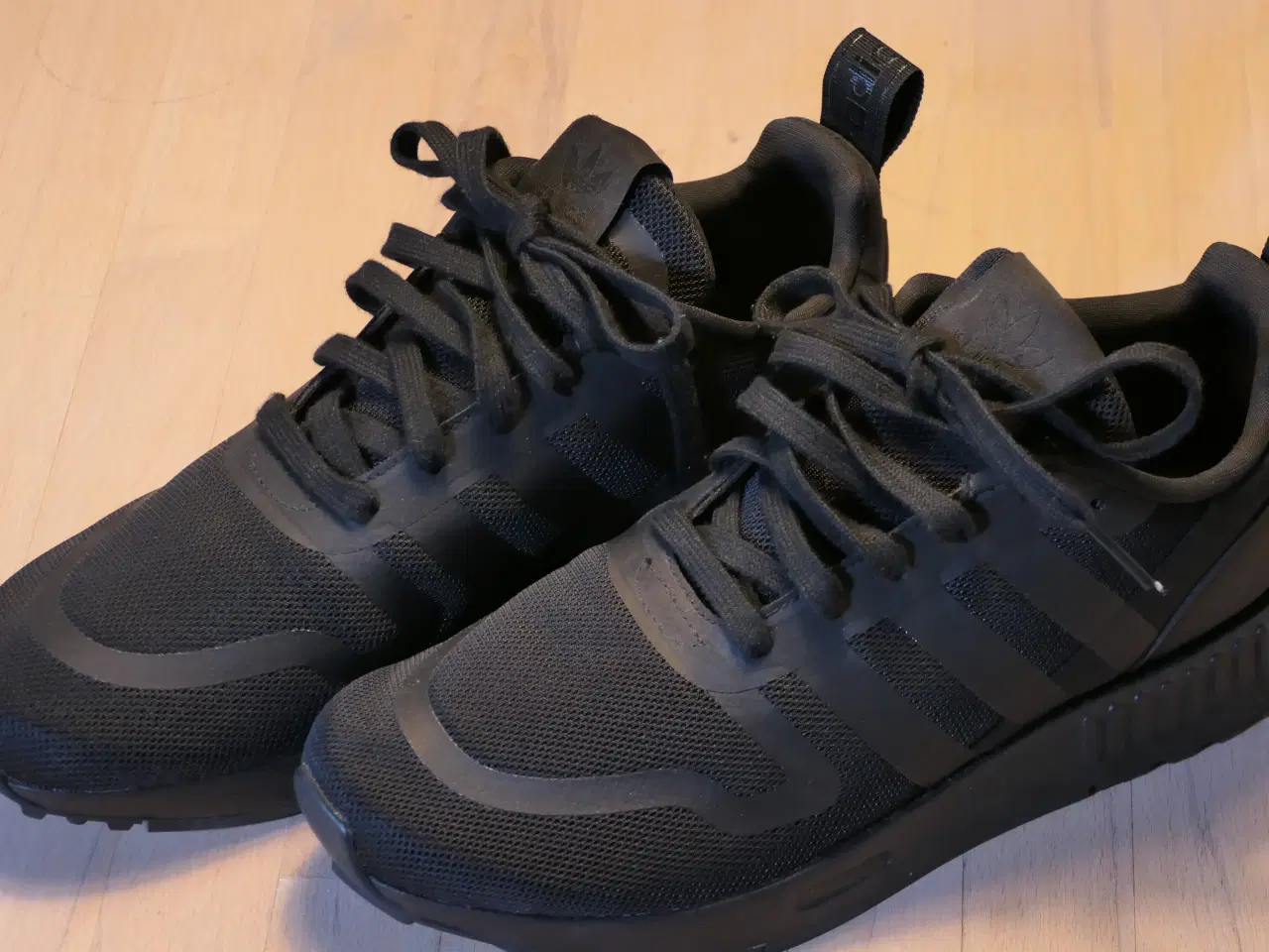Billede 1 - Adidas sneakers