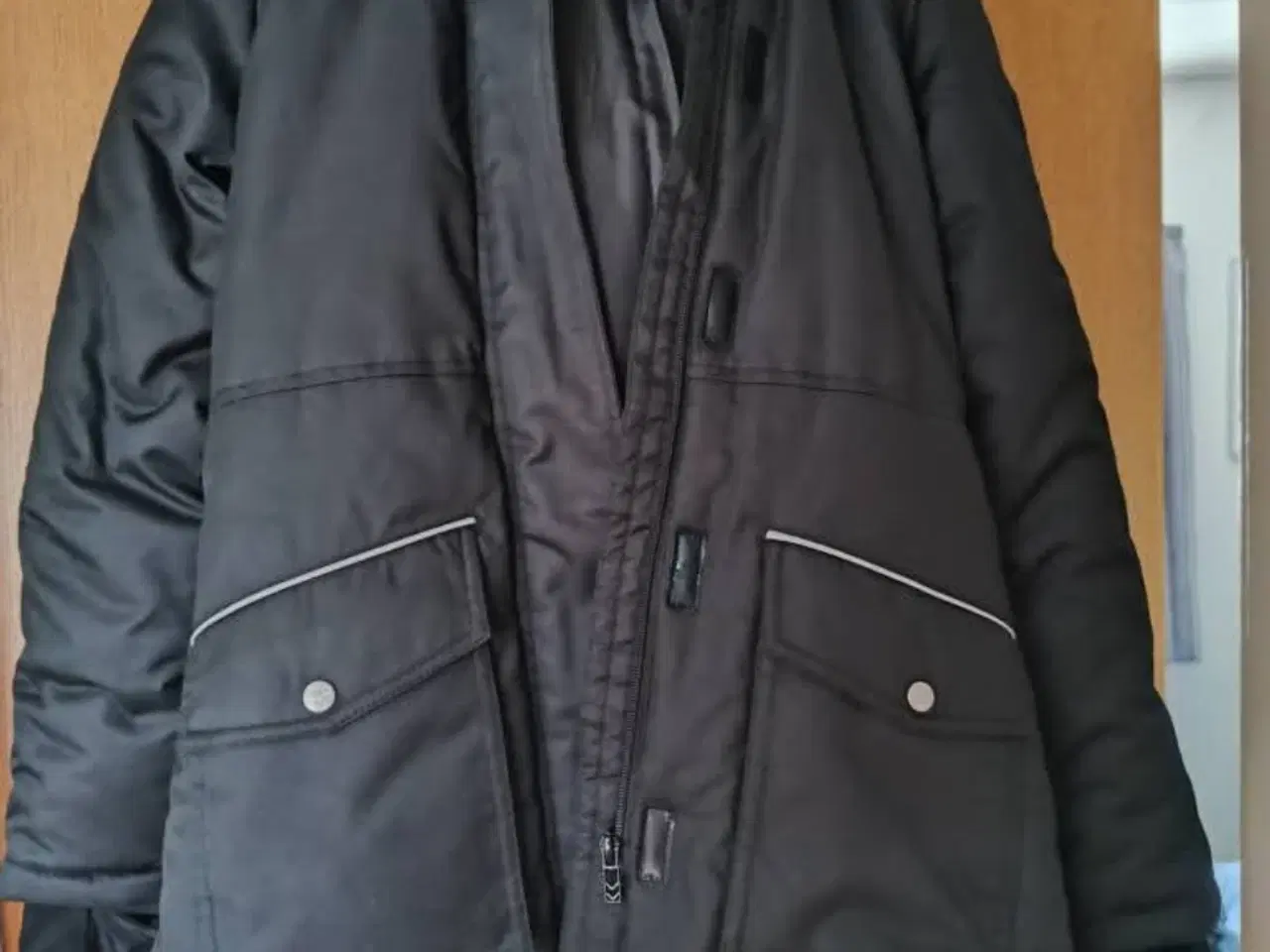 Billede 1 - Hummel vinterjakke str 152