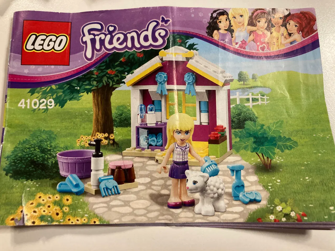 Billede 1 - LEGO Friends 41029 Stephanies nyfødte lam