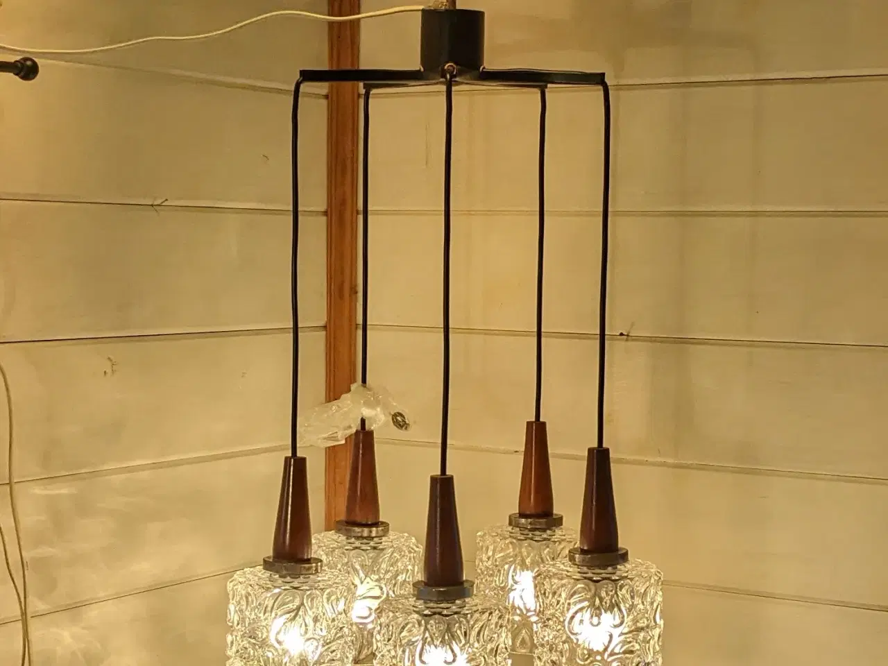 Billede 1 - Loftslampe med 5 fladskærme.