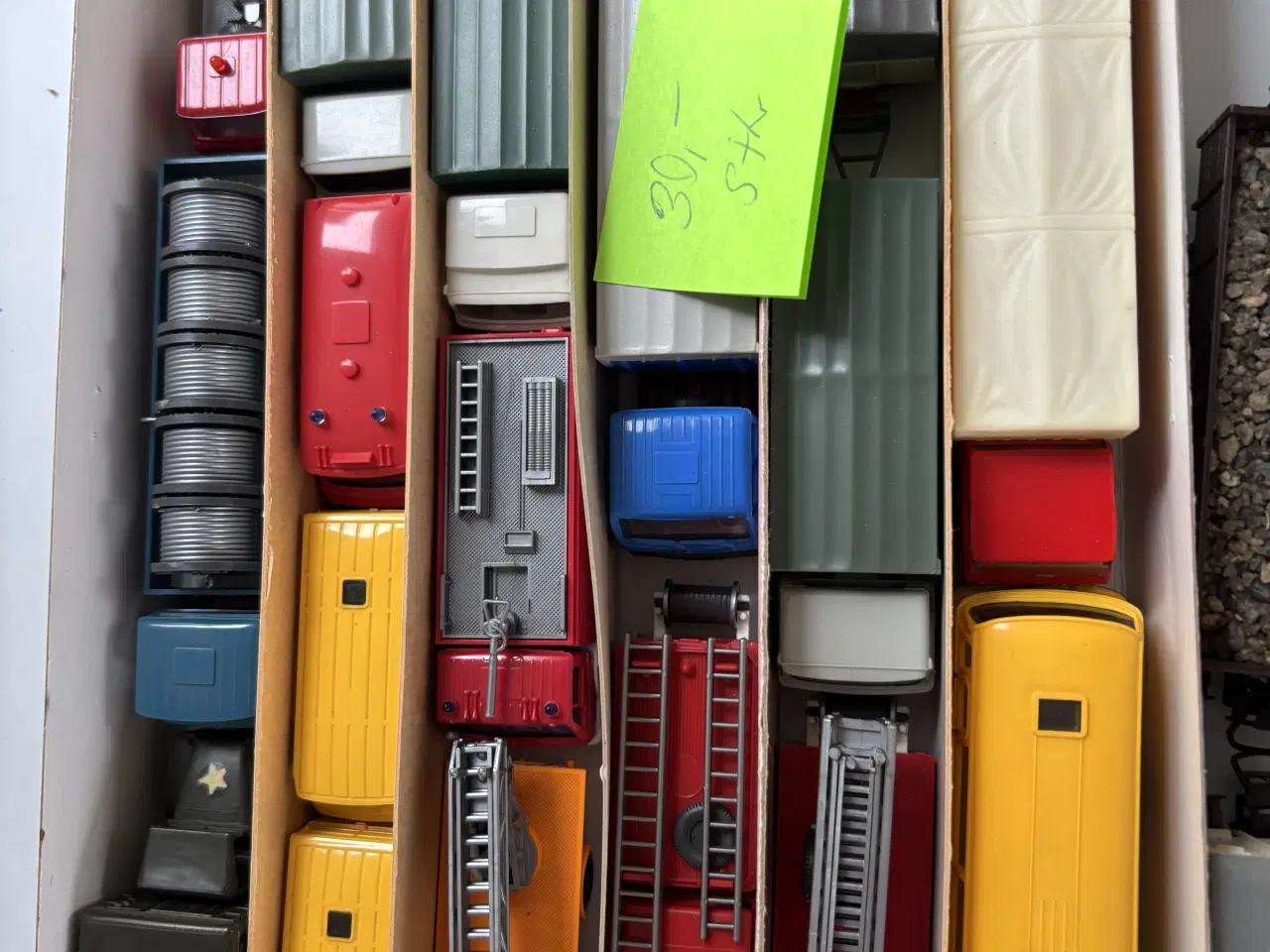 Billede 10 - Merklin toge og vogne 